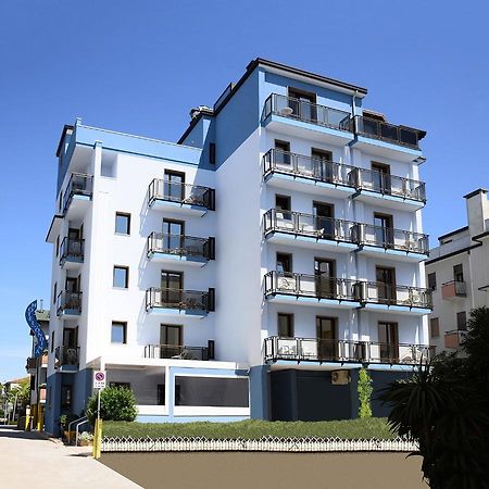 Hotel Ondina Lido di Jesolo Exterior foto