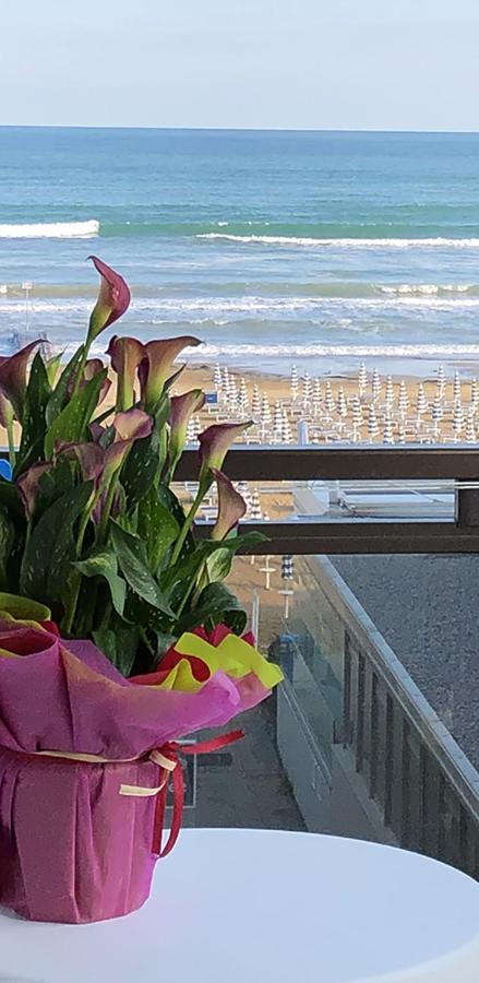 Hotel Ondina Lido di Jesolo Exterior foto